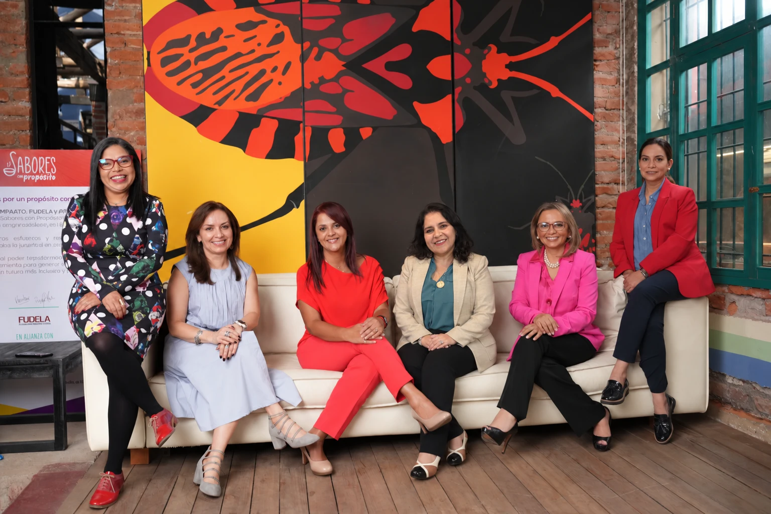 Foto grupal de las fundadoras de Women in Finance.